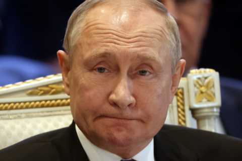 Jeremy Hunt urges households to turn down thermostats to stop ‘blackmail’ by Putin