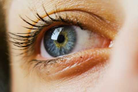 The surprising cancer symptom in your eyes – and the 9 other signs you need to know