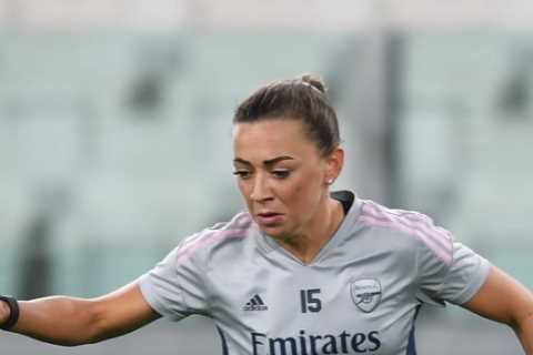 Katie McCabe says Beth Mead injury is ‘a massive loss’ for Arsenal and pays tribute to former boss..