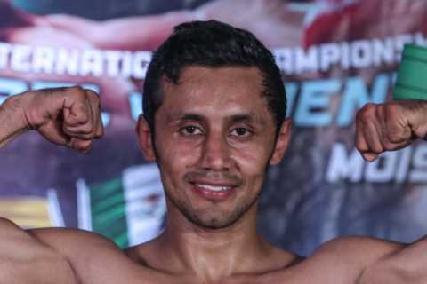 Moi Fuentes dead at 37: Former world champion boxer passes away a year after suffering brain clot..