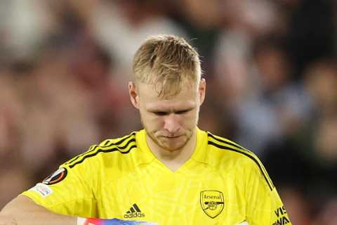 Arsenal star Aaron Ramsdale reveals his bizarre pre-match rituals.. inspired by England hero Bobby..