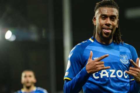 Alex Iwobi set for huge pay rise to £100k a week as he looks likely to sign bumper new Everton..