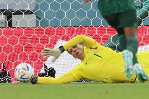 Watch ex-Arsenal star Wojciech Szczesny make stunning DOUBLE save from penalty to deny Saudia..
