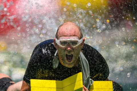 I’m A Celeb’s Mike Tindall slides his way through I’m A Celebrity Cyclone and gets a star