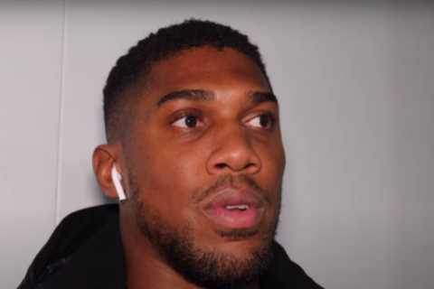 Anthony Joshua says Tyson Fury’s dad John will make sure rivals fight as heavyweight star holds out ..