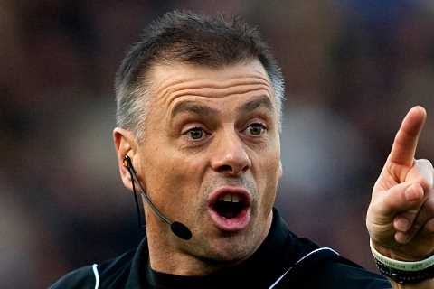 Ex-Premier League referee Mark Halsey slams decision to give Portugal penalty at World Cup against..