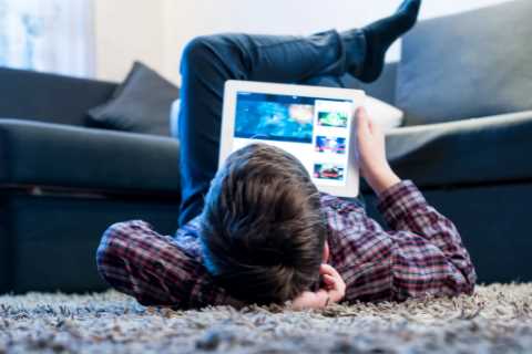 Tough online laws which threatened free speech scrapped by government