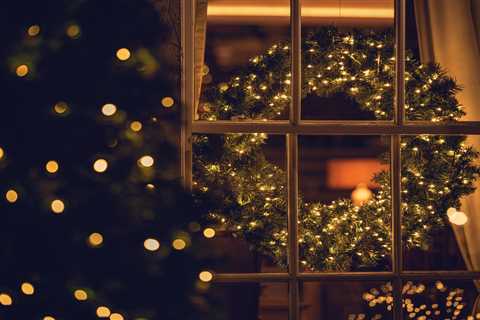 I’m a consumer expert – Here’s seven savvy ways to cut the costs of Christmas lights