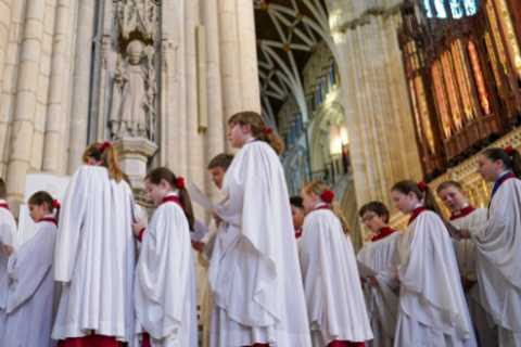 Christians a minority in England and Wales for 1st time and number speaking English as first..