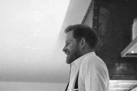 Meghan Markle &amp; Prince Harry offer ‘rare glimpse inside Frogmore Cottage’ in Netflix doc trailer