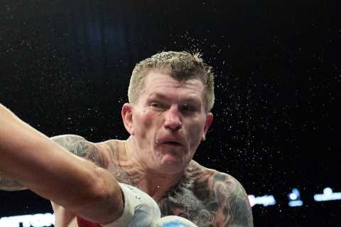 Ricky Hatton calls for Floyd Mayweather rematch as he plots to avenge brutal 2007 loss to boxing..