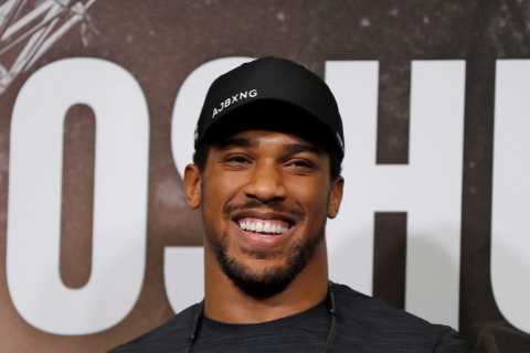 Anthony Joshua would beat Tyson Fury in a rematch and first fight would end in a DRAW, predicts..