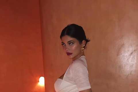 Kardashian fans slam ’embarrassing’ Kylie Jenner after star tags baby daddy Travis Scott in NSFW..