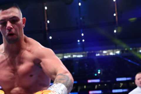 ‘Clearly concussed’ – Frampton slams Dubois’ trainer for letting him fight on against Lerena after..