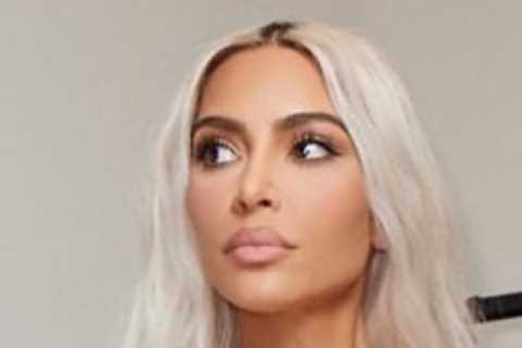 Kim Kardashian reveals real size in new photos as she shows off her shrinking waist and butt in..