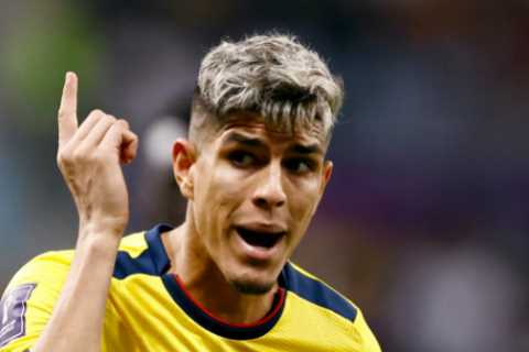 Arsenal and Tottenham in Piero Hincapie transfer fight with Bayer Leverkusen demanding £25m fee for ..