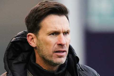 Taylor’s Manchester City aim to ‘claw back ground’ on WSL title rivals in duel with Skinner’s Man..