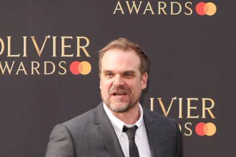 Stranger Things star David Harbour is working on a mysterious horror game with Jodie Comer