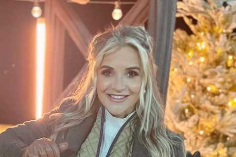 Winter on the Farm fans all say the same thing about Helen Skelton as Channel 5 show returns