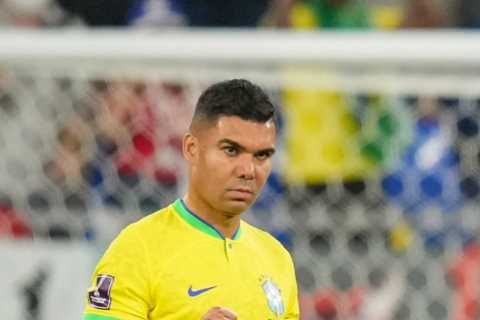 Brazil star Casemiro refuses to watch Neymar take penalty as he turns his back during World Cup..