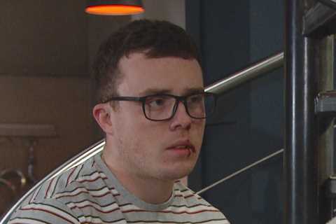 Emmerdale spoilers: Vinny Dingle found viciously beaten after spiralling out of control