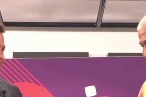 Watch Richarlison teach laughing Ronaldo how to do his pigeon dance after Brazil’s World Cup win..