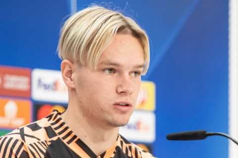 Arsenal could be forced to rip up January transfer plans and shelve Mykhailo Mudryk move after..