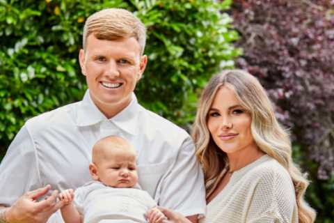 Who is Tommy Mallet and how long has he been with Georgia Kousoulou?
