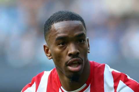 Arsenal should target two January transfers including ‘next Ian Wright’ Ivan Toney, claims Ray..