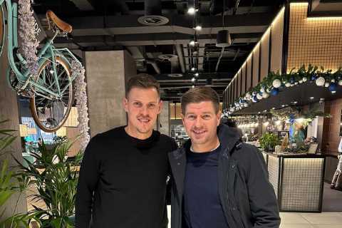 Ex-Liverpool star looks unrecognisable as Steven Gerrard leaves fans stunned after posting pic with ..