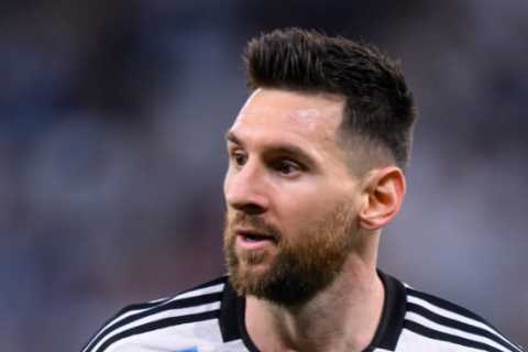 England star Bukayo Saka must ‘cheat’ against France like Lionel Messi to win World Cup clash, says ..