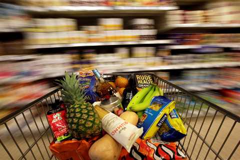 Thousands of parents to get £35 free cash to spend at supermarkets in time for Christmas