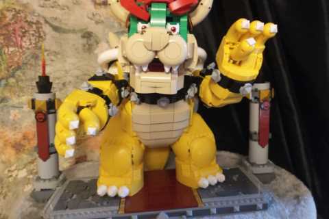 Lego Super Mario The Mighty Bowser review: Bonding building for you and a buddy