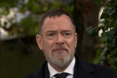 EastEnders fans ‘work out’ identity of Ian Beale’s mystery lover