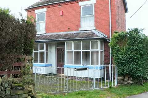 Derelict two-bedroom house is unrecognisable after it was sold for £170k on Homes Under The Hammer