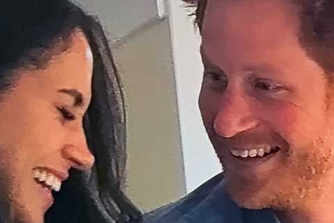Prince Harry &amp; Meghan Markle offer rare glimpse inside Queen’s private ‘cottage’ where she..