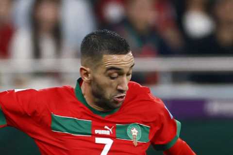 Chelsea and Morocco star Hakim Ziyech gives every penny of international salary to team staff and..