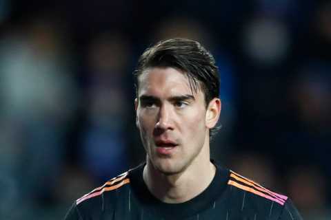 Chelsea on alert as Juventus ‘open to letting Serbia World Cup star Dusan Vlahovic leave in shock..