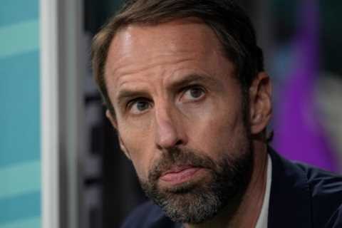 Gary Neville calls on Gareth Southgate to decide England future in DAYS as FA give boss Christmas..