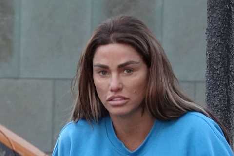 Katie Price reignites feud with ITV and slams Holly Willoughby and Philip Schofield