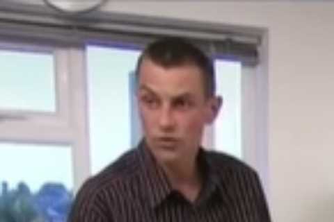 Shocking moment Come Dine With Me cook throws dessert out the window – and starving guests call for ..