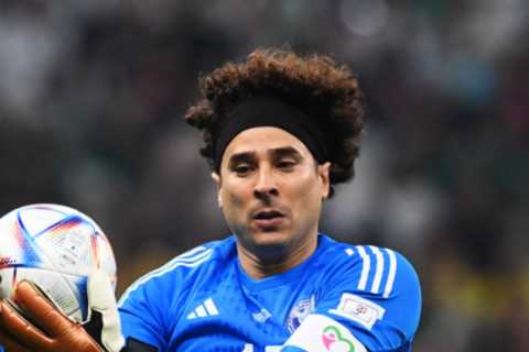 Mexico cult hero Guillermo Ochoa set for move to Europe on free transfer after World Cup heroics