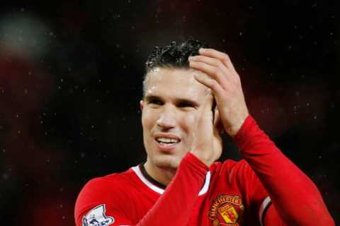 Hackers post porn to Robin van Persie’s Facebook page as ex-Man Utd and Arsenal star forced to..