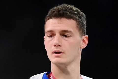 France star Pavard accused of ‘leaking dressing room secrets’ during World Cup after ‘toxic’..