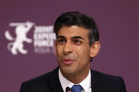 Defiant Rishi Sunak refusing to give in to nurses’ pay demands — as union threatens more strikes
