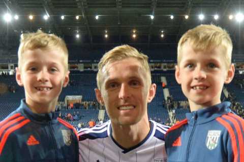 Man Utd icon Darren Fletcher to allow 16-year-old twins to sign pro deals with rivals City… despite ..