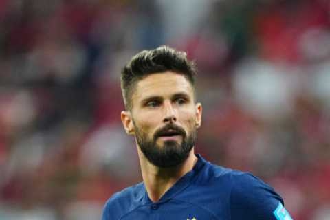 Emmanuel Petit reveals Cristiano Ronaldo trait Olivier Giroud possesses and slams Arsenal and..