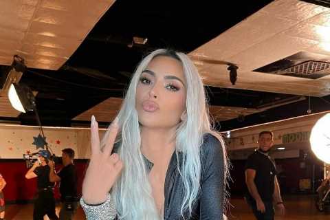 Kardashian fans rip Kim for ‘embarrassing Photoshop’ as star’s hands &amp; face are ‘blurry’ in new ..