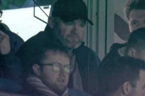 Fans all say the same thing as Man Utd legend Wayne Rooney spotted at Man City vs Liverpool Carabao ..