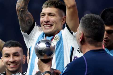 Man Utd’s Lisandro Martinez should be FURIOUS despite winning World Cup after ‘absolutely crazy’..